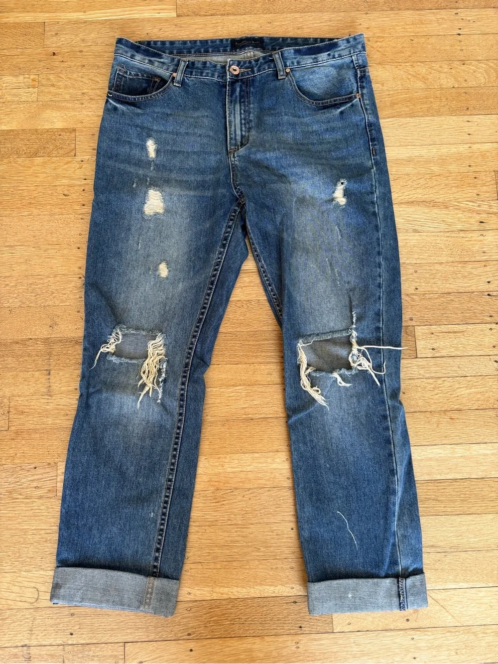 Men's Distressed Blue Denim Jeans